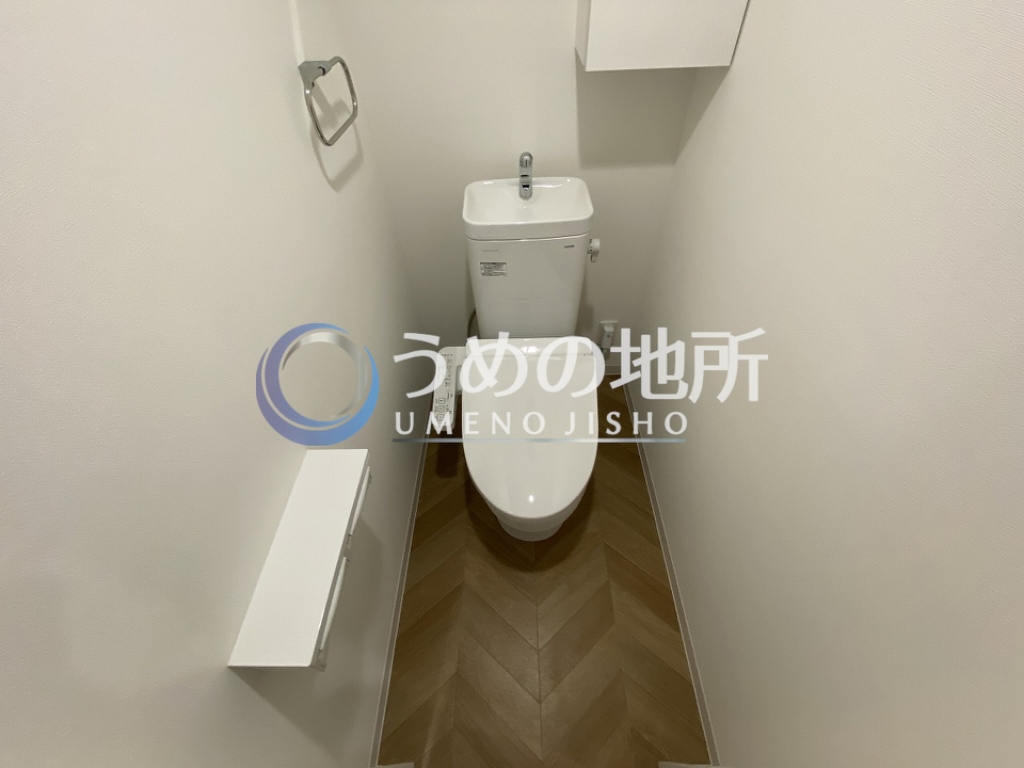 トイレ　トイレ