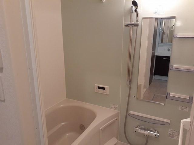 バス・シャワールーム　バス