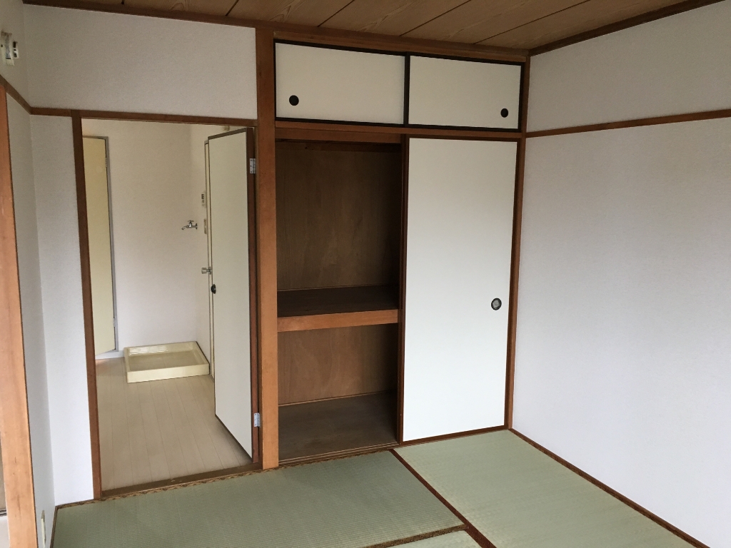 収納　天袋付きの収納です。