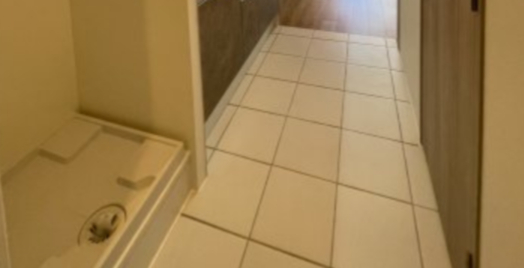 玄関　※別部屋参考写真