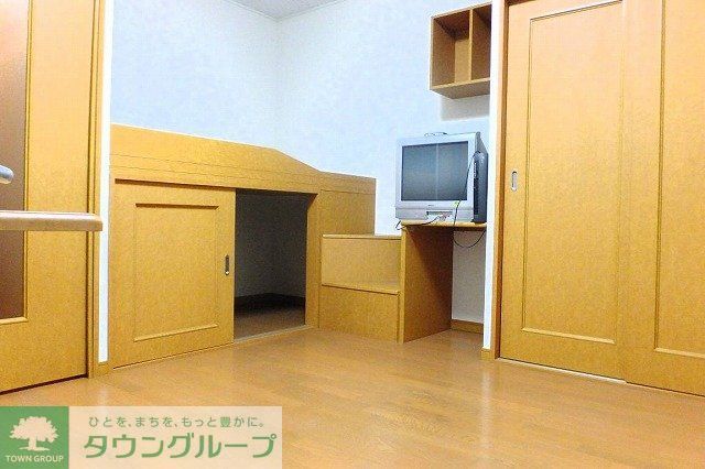 居室・リビング　家具・家電付きのお部屋です♪
