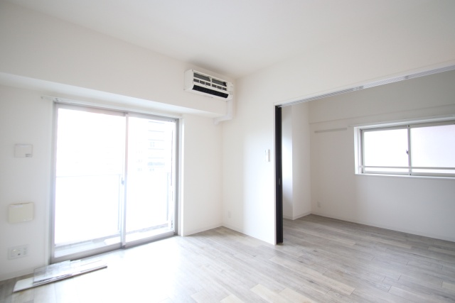 居室・リビング　※別室の参考写真の為、現況優先です。