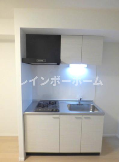 キッチン　コンパクトなキッチンで掃除もラクラク