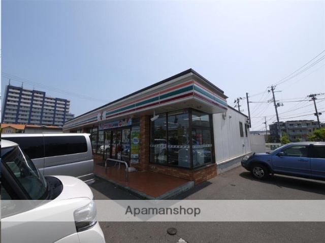 コンビニ　セブンイレブン仙台岩切店（コンビニ）まで400m