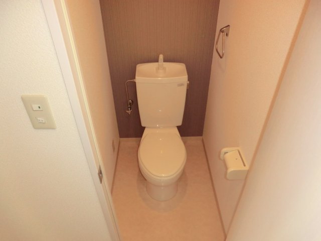 トイレ　ウォシュレット付きのトイレです♪