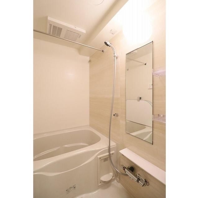 バス・シャワールーム　お風呂です