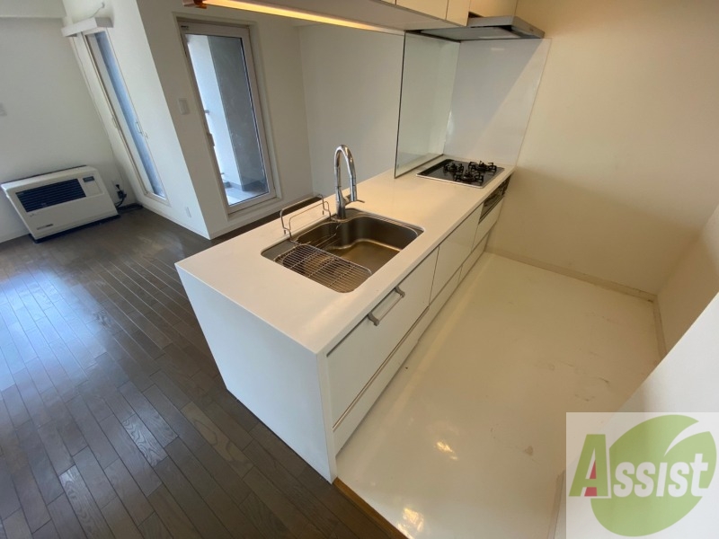 キッチン　キッチンはスペースも広々していて使いやすそうですよ！