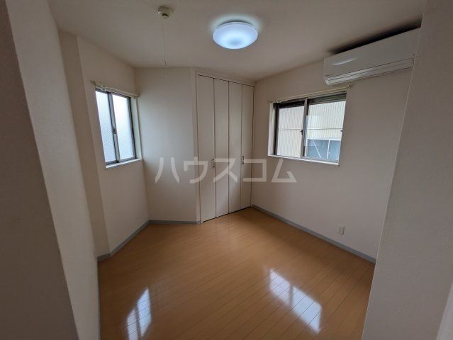 インペリアル参番館の内装写真