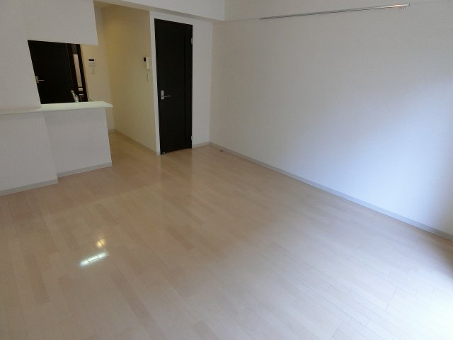 居室・リビング　別号室画像