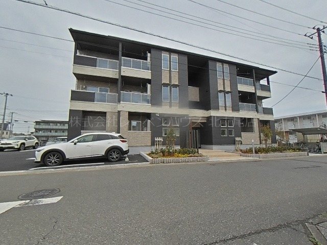 建物外観　お問い合わせは048-772-8202