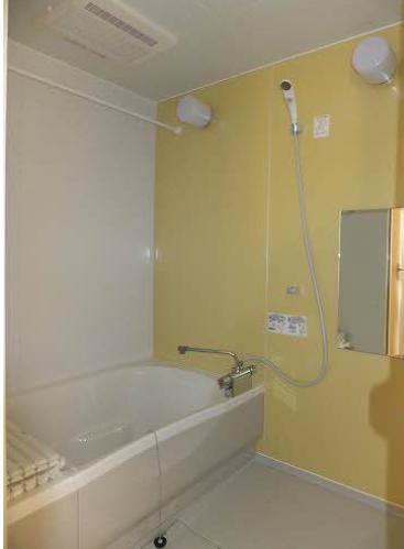 バス・シャワールーム　お風呂で日々の疲れを落としましょう