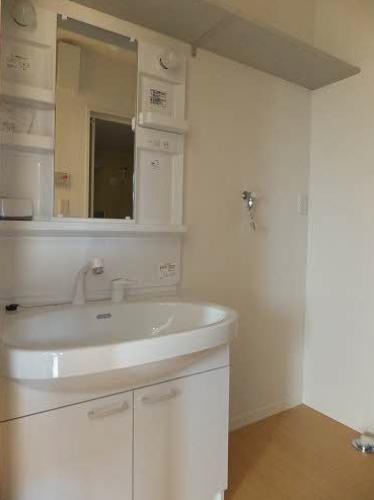 洗面設備　広い洗面スペース