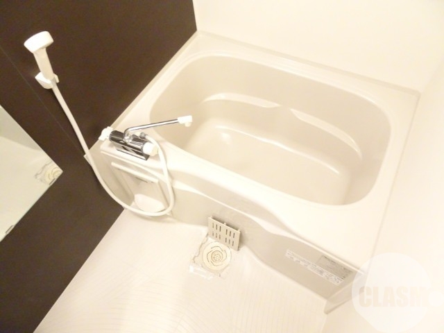 バス・シャワールーム　浴室乾燥機付きバス♪