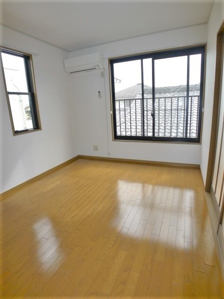 居室・リビング　別室参考写真