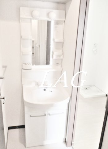 洗面設備　洗面台です。