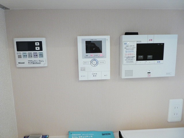セキュリティ　写真は203号室です（参考）