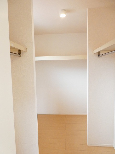 収納　写真は203号室です（参考）