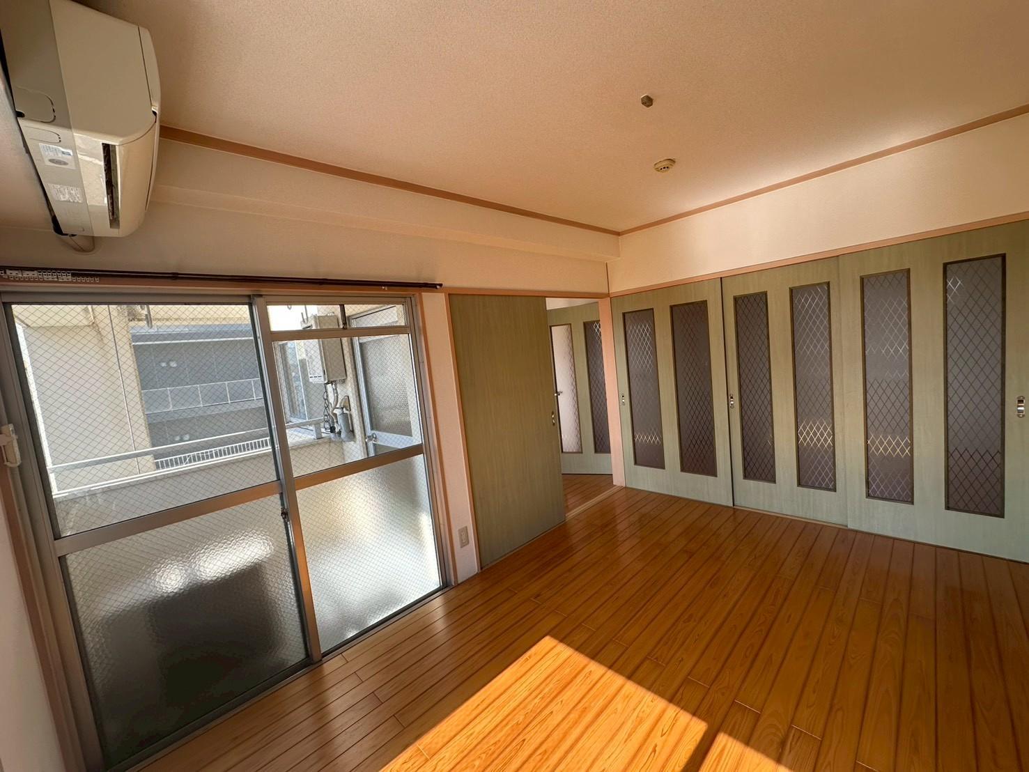 居室・リビング　リビング