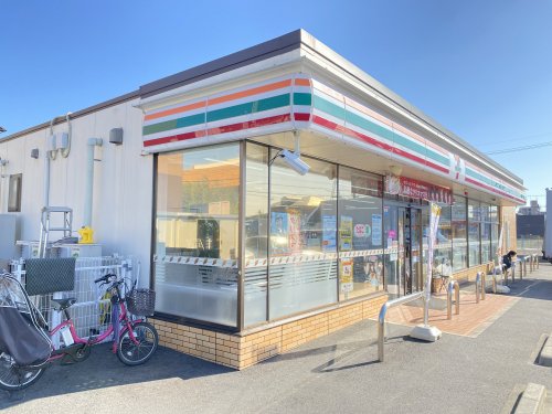 コンビニ　セブンイレブン 総合体育館前店（コンビニ）まで150m