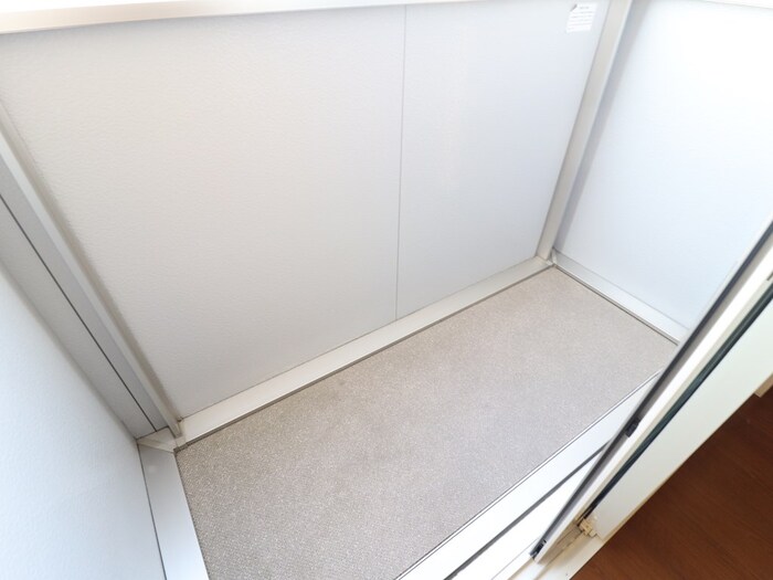 玄関　落ち着いた玄関です