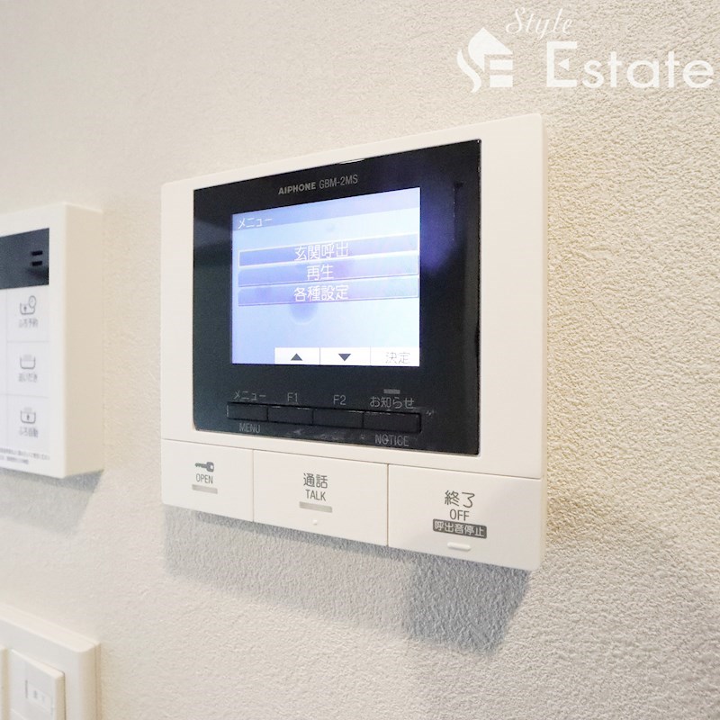 セキュリティ　モニター付きインターホン
