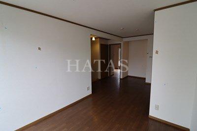 居室・リビング　同物件別部屋です。