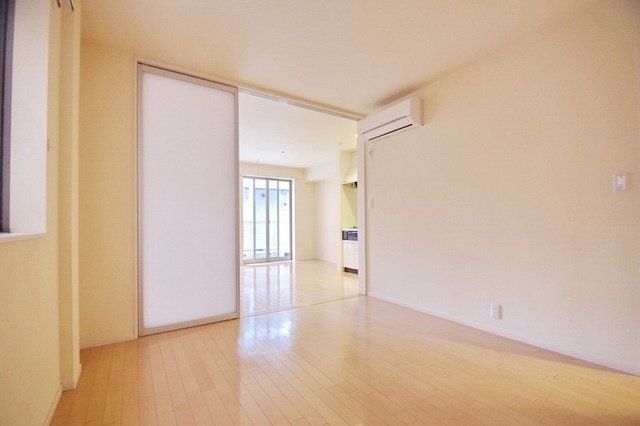 居室・リビング　別部屋参考写真