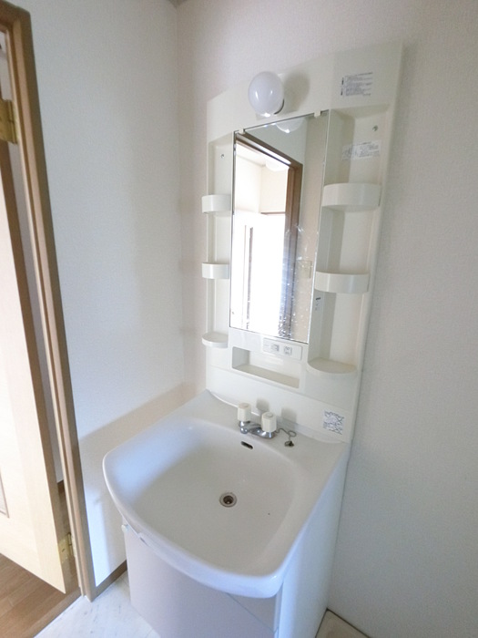 洗面設備　反転同タイプ・現況優先