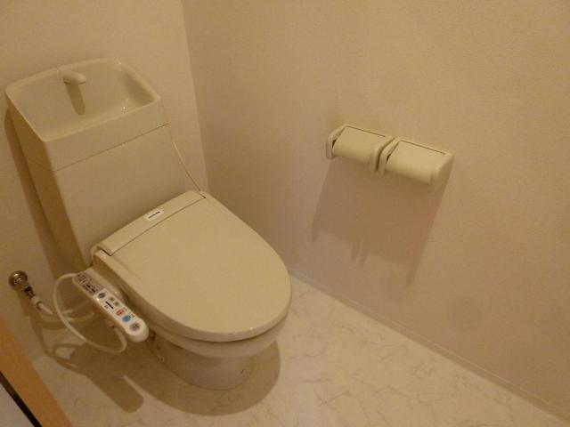 トイレ　シャワー付トイレ