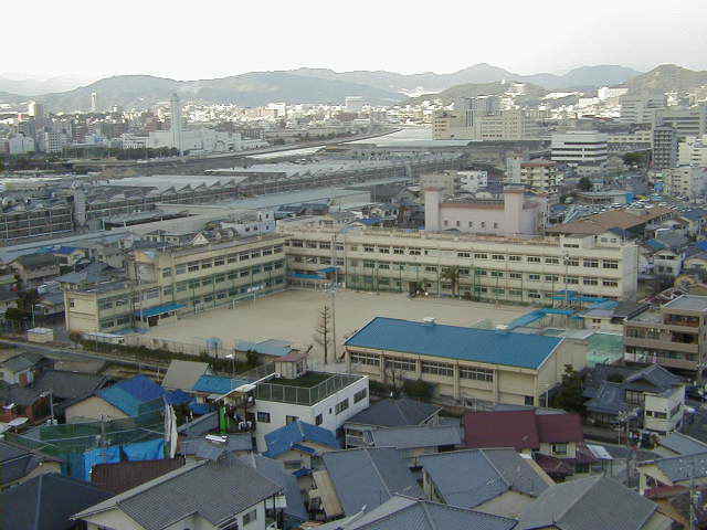 小学校　青崎小学校（小学校）まで280m