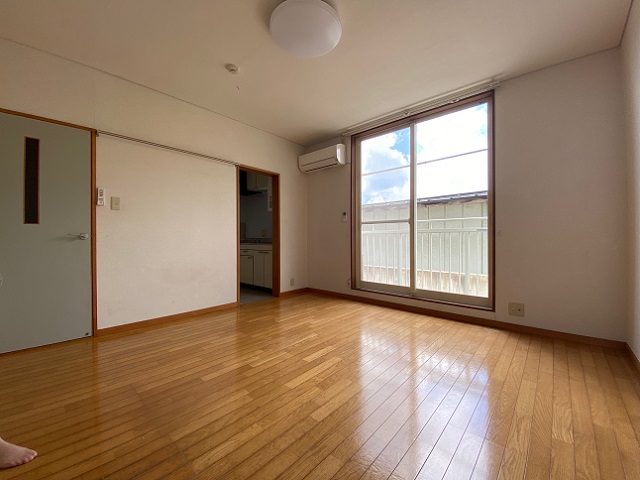 居室・リビング　陽当たりもよく明るいお部屋です