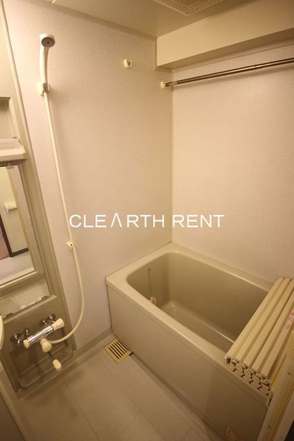 バス・シャワールーム　同タイプ別住戸写真となります。状況と異なる場合がございます。