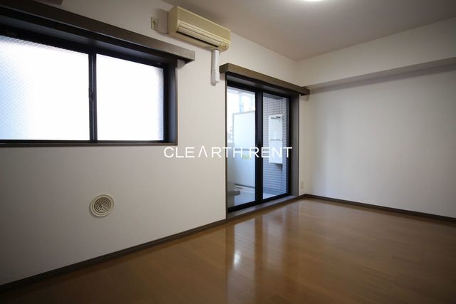 居室・リビング　同タイプ別住戸写真となります。状況と異なる場合がございます。