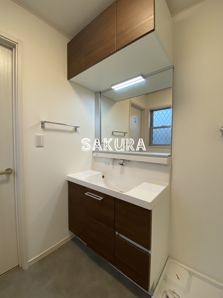 洗面設備　身支度に便利な洗面台♪