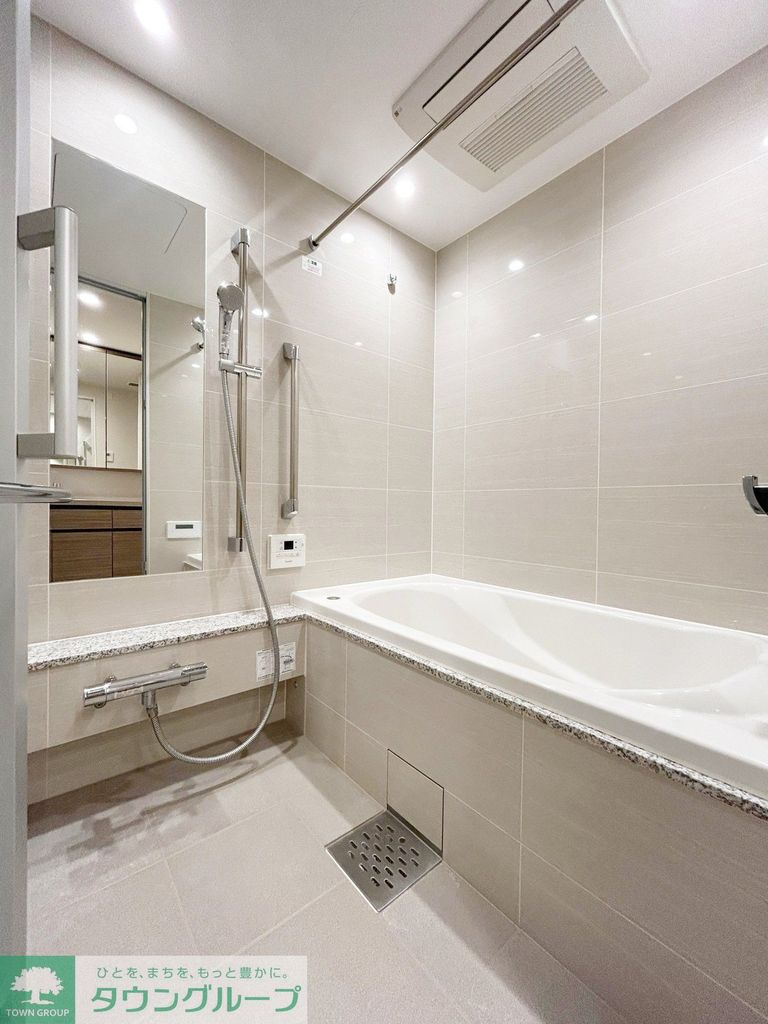 バス・シャワールーム　浴室