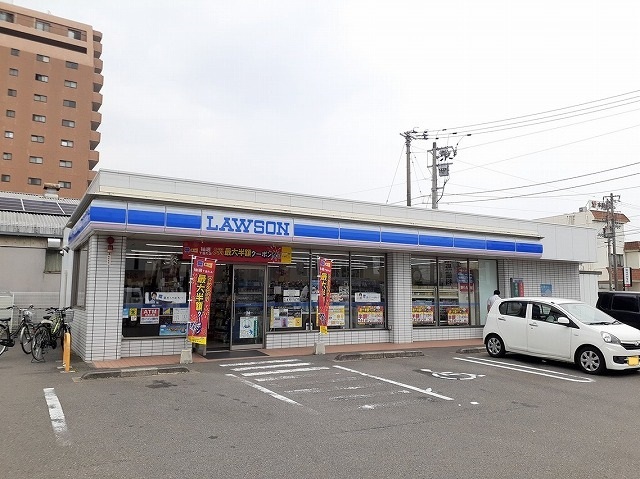 コンビニ　ローソン問屋町店（コンビニ）まで290m