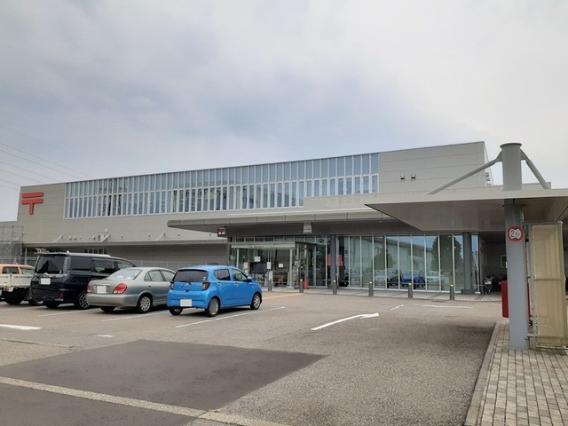 郵便局　新金沢郵便局（郵便局）まで771m