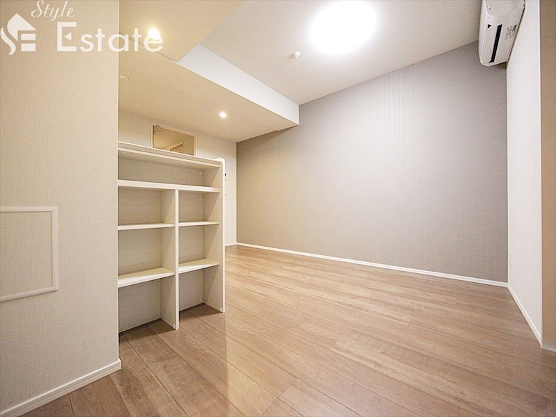 居室・リビング　内装