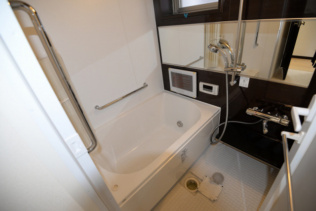 バス・シャワールーム　日々の暮らしに欠かせないお風呂です