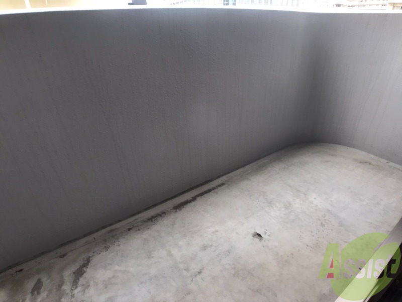 バルコニー　バルコニーがあるので洗濯物は外に干せそうですね。