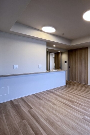 居室・リビング　使いやすい形の為、レイアウトを楽しめます♪