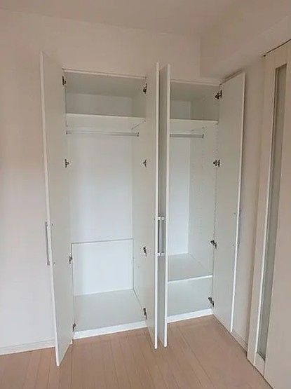 収納　写真は同タイプ住居です。