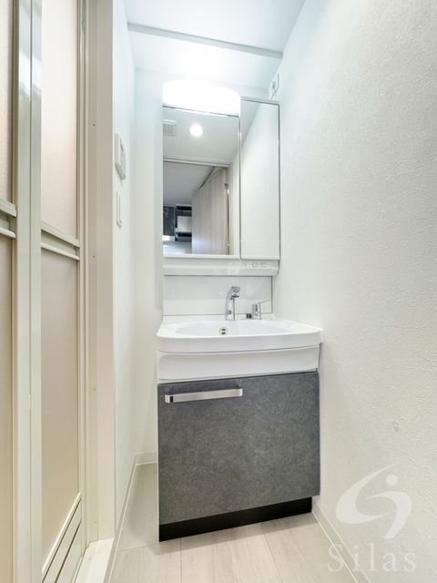 洗面設備　同仕様