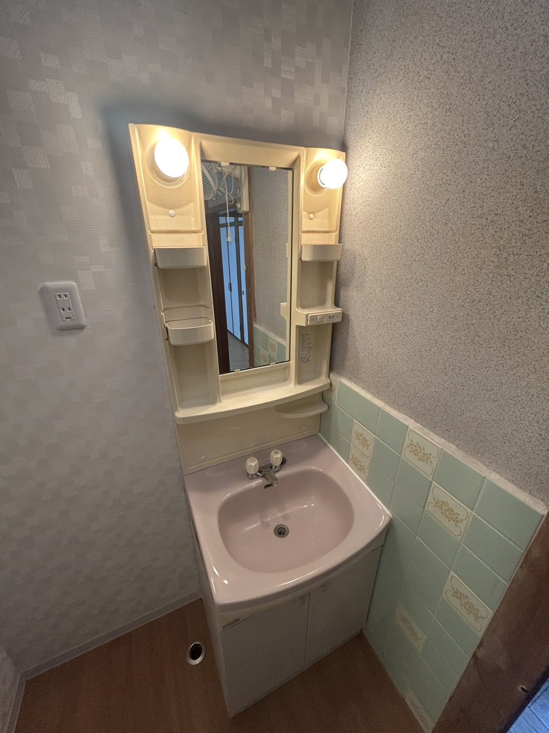 朝霧南町3丁目戸建の内装写真