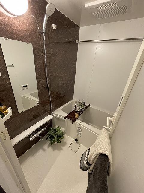 バス・シャワールーム