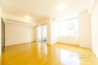 居室・リビング　物件画像