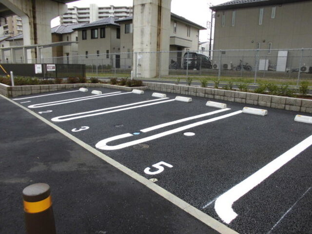 駐車場　駐車場