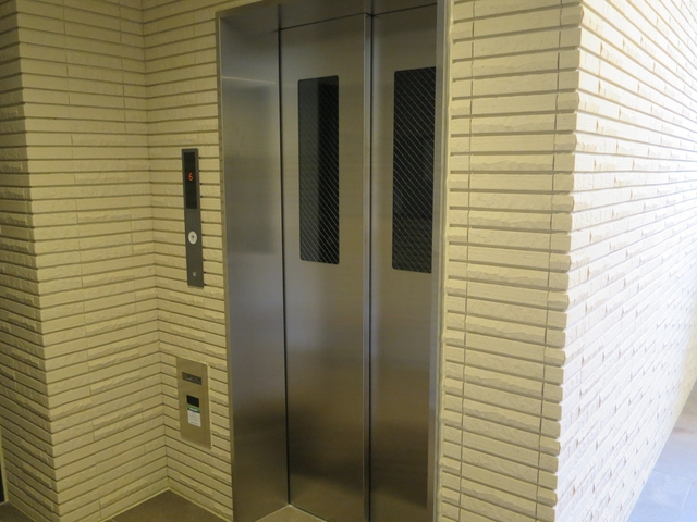 その他共有部分　エレベーター完備。