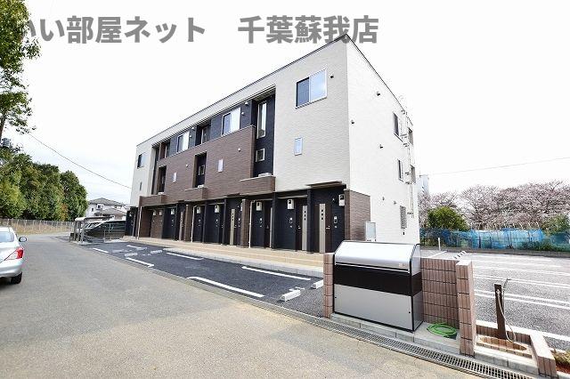 建物外観　外観は落ち着いています