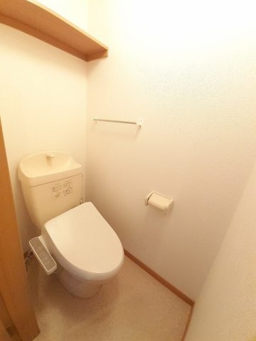 トイレ　コンパクトで使いやすいトイレです